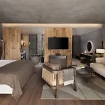 Hotel Six Senses 5*