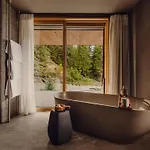 Six Senses 5*