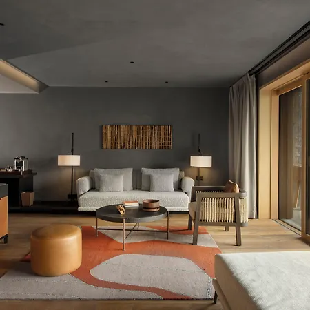 Six Senses 5*