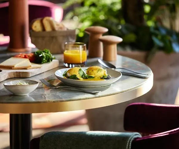 Six Senses Hotel