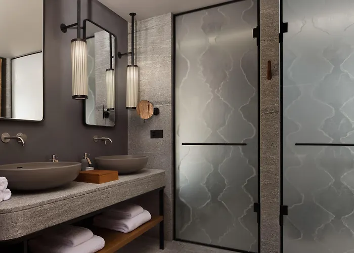 Six Senses Hotel 5*