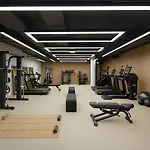 克莱恩蒙塔纳六善酒店 克莱恩 蒙塔纳